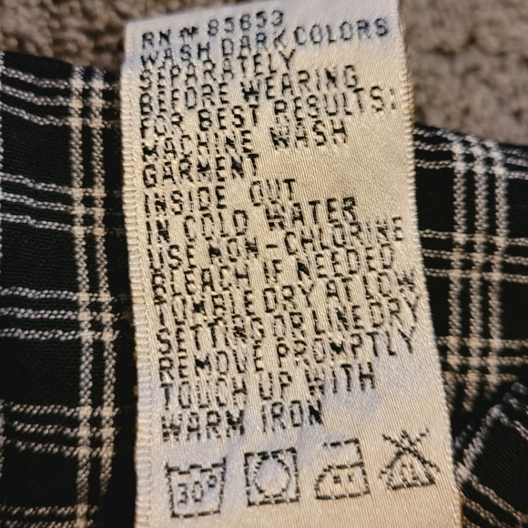 Monterey by Koret Long Sleeve Button Down Shirt - Picture 5 of 5